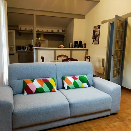 Holiday home Haizteia Saint-Pee-sur-Nivelle